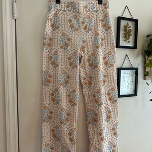 Sezane White Label Detail